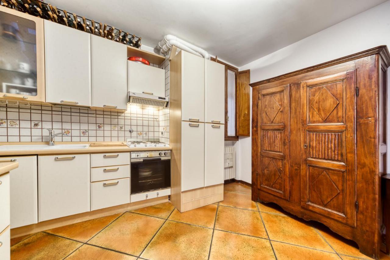 Piazza Maggiore Duplex Apartment By Wonderful Italy Bologna Bagian luar foto