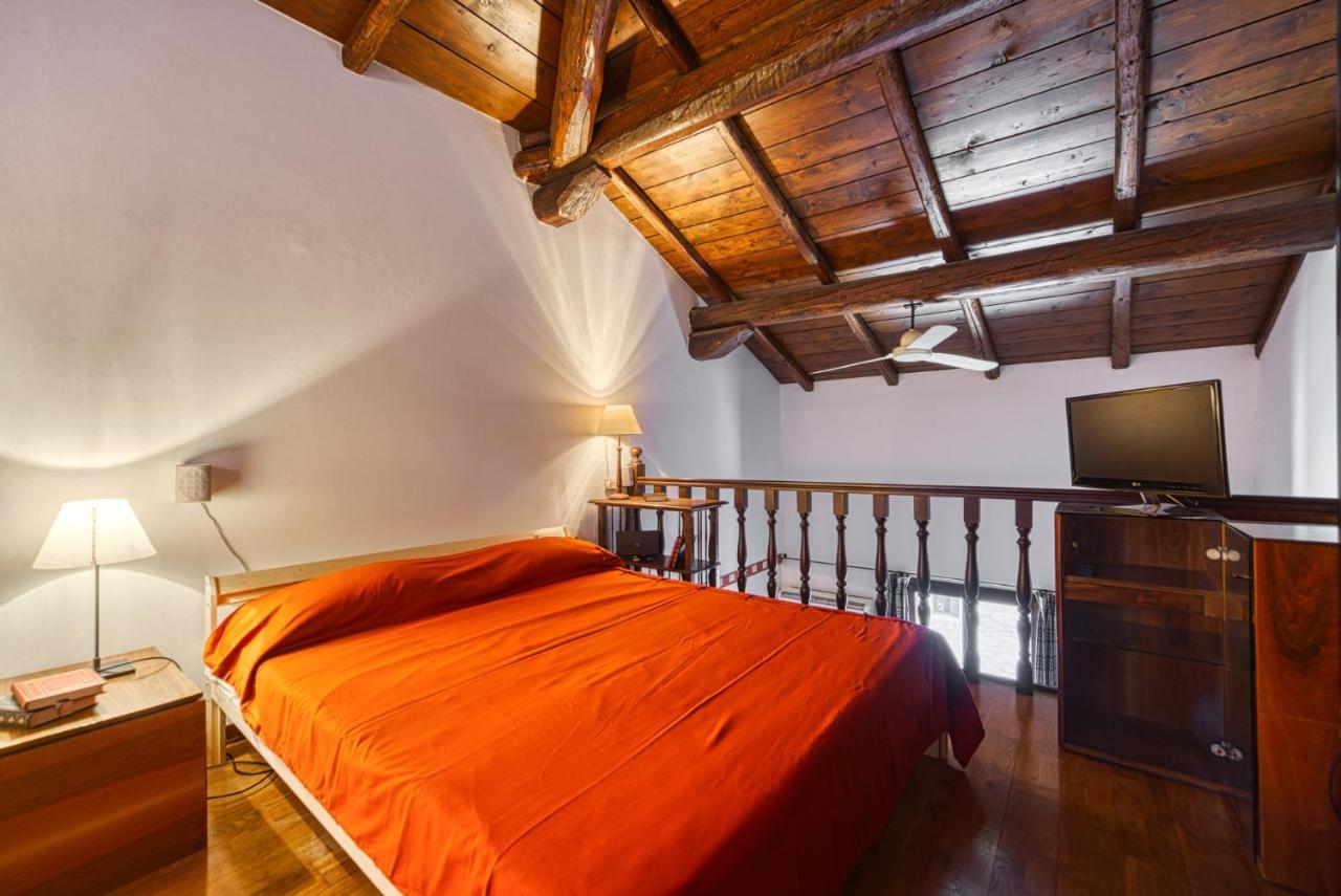 Piazza Maggiore Duplex Apartment By Wonderful Italy Bologna Bagian luar foto